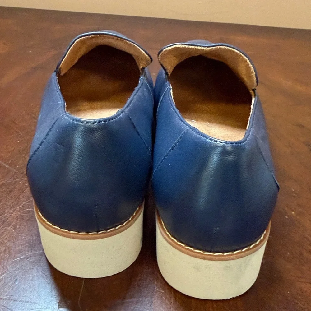 Vionic Men's Navy Slip-On Loafers‎